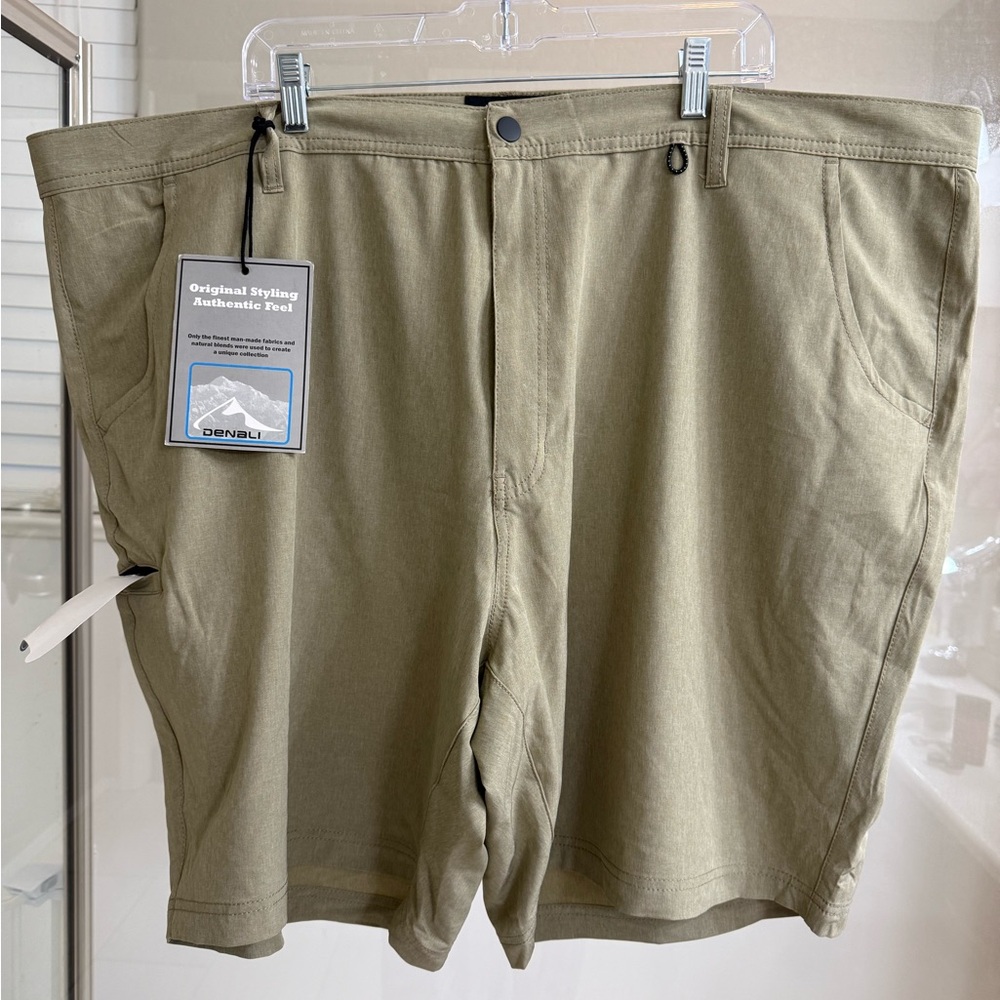 Denali Men's Olive Flat Front Shorts